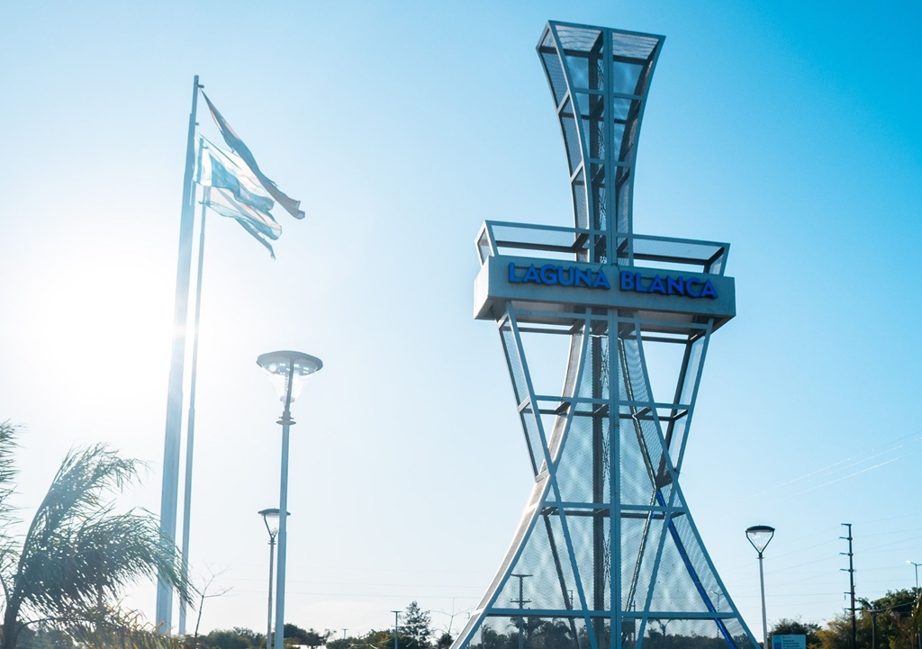 Cine Mbareté - I Festival Internacional de Cine Cine Mbareté - I Festival Internacional de Cine